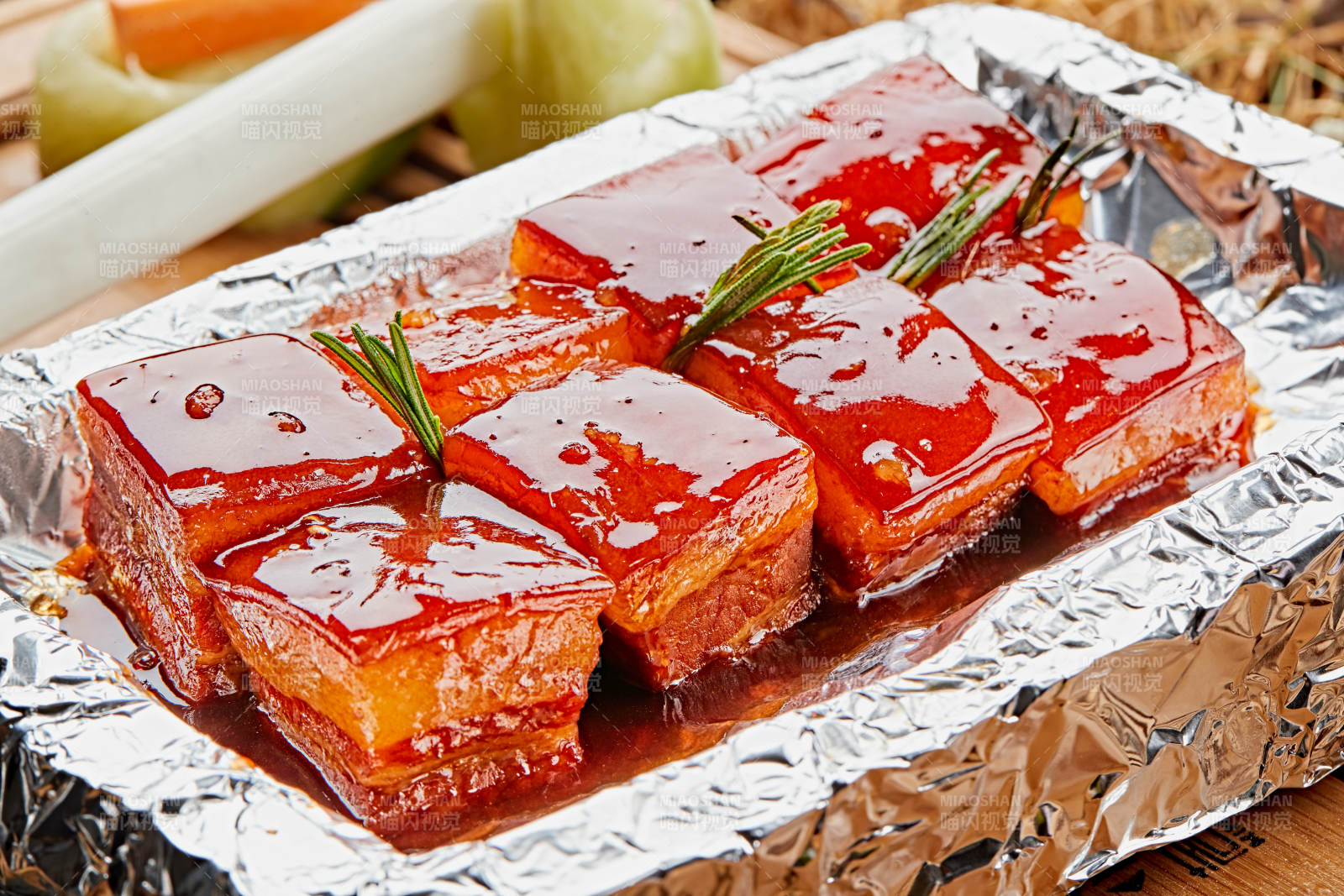 锡纸毛四方一品肉图片