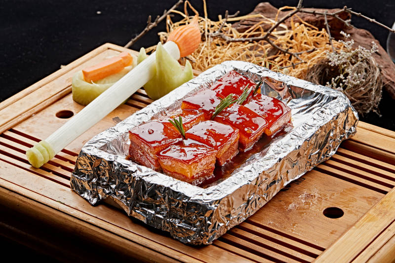 锡纸毛四方一品肉图片