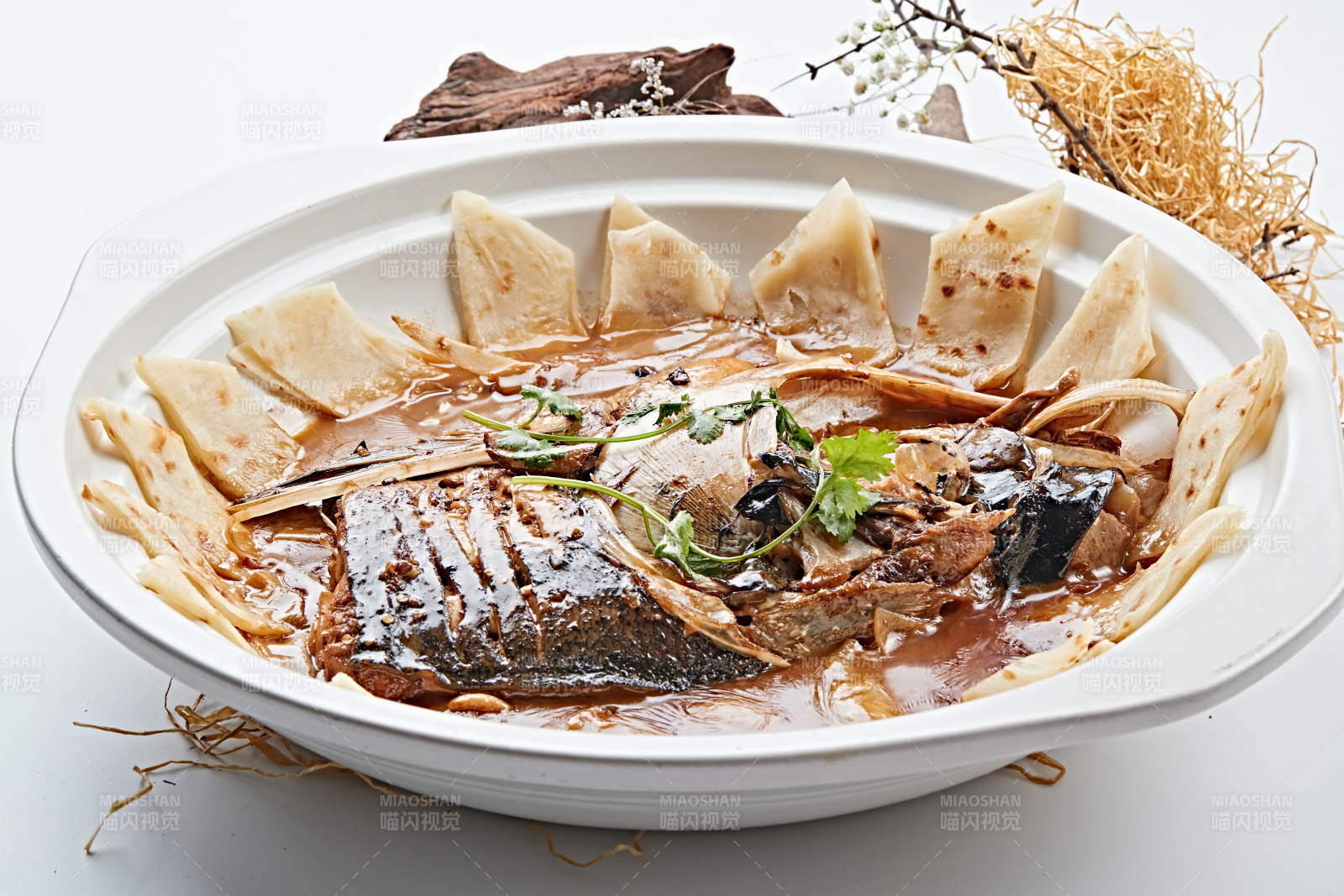 老北京鱼头泡饼图片