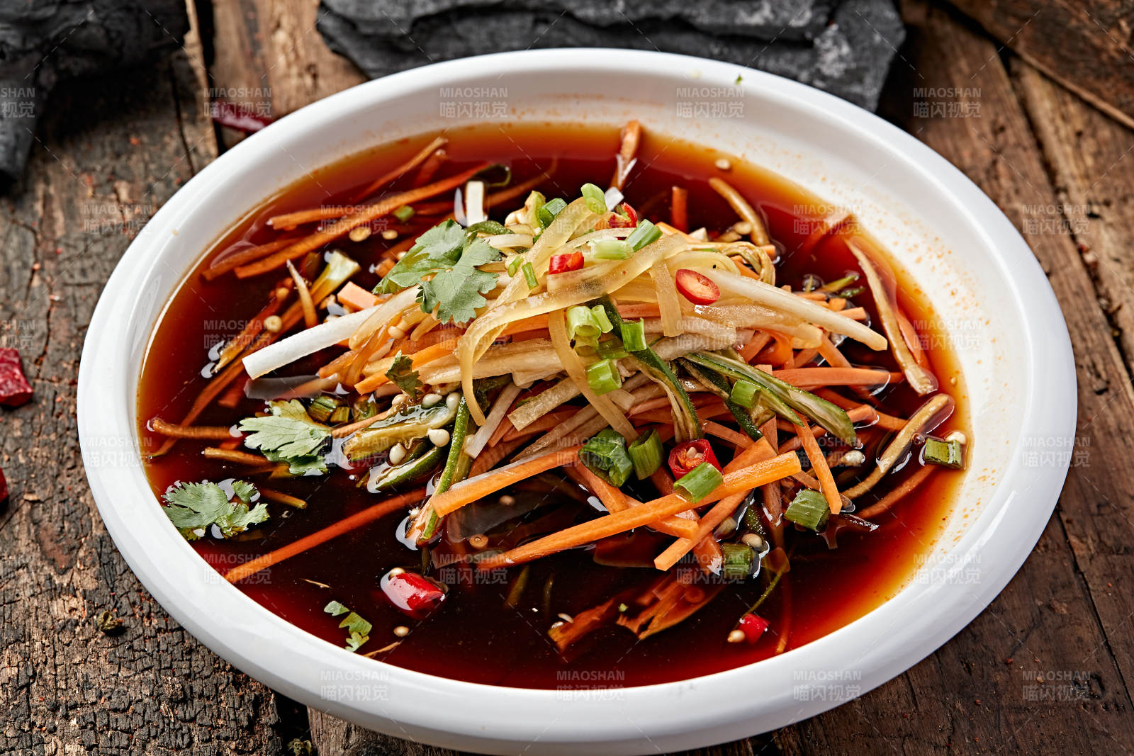 美味凉菜浇汁醋腌爽口三丝图片