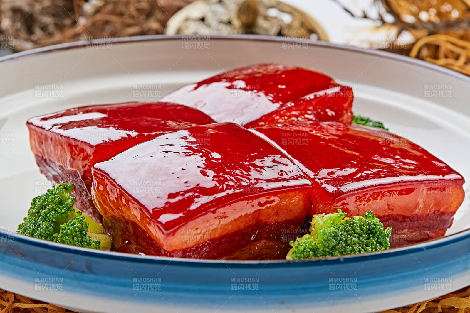 一品四方毛氏红烧肉图片