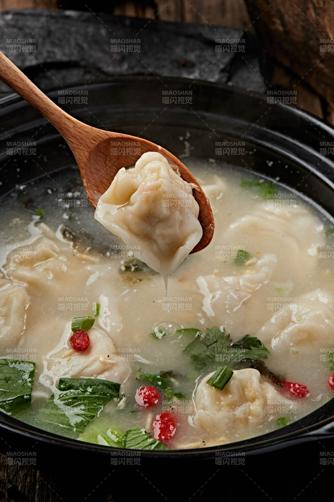 砂锅紫菜海米小馄饨图片