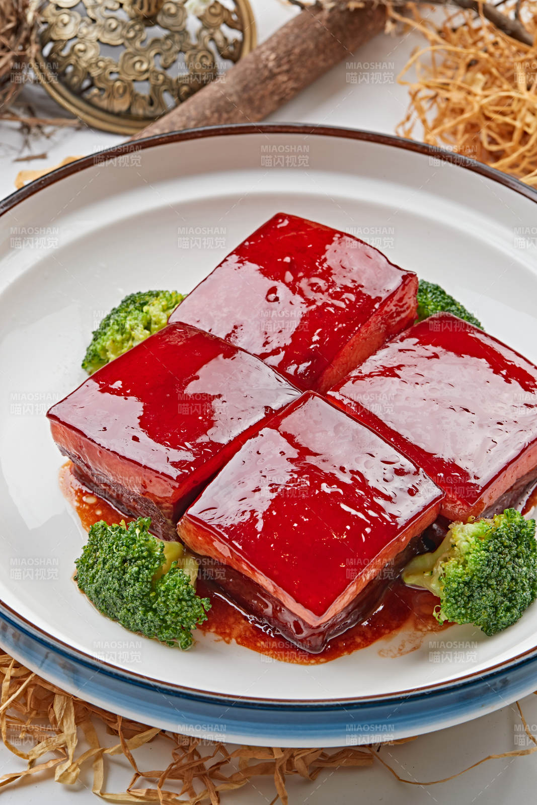 一品四方毛氏红烧肉图片