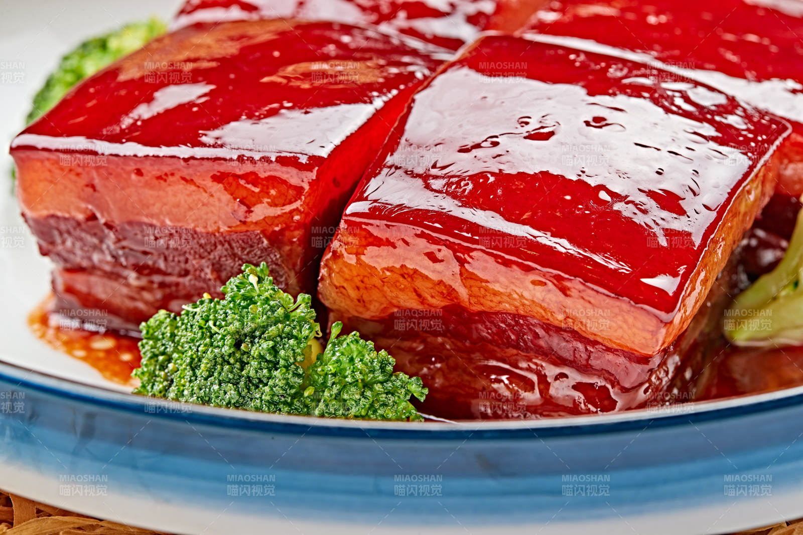 一品四方毛氏红烧肉图片