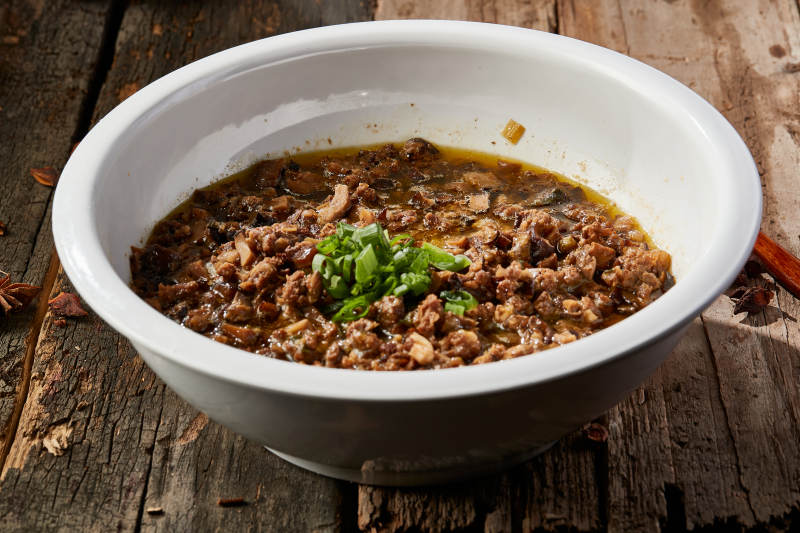 拌面肉臊子图片