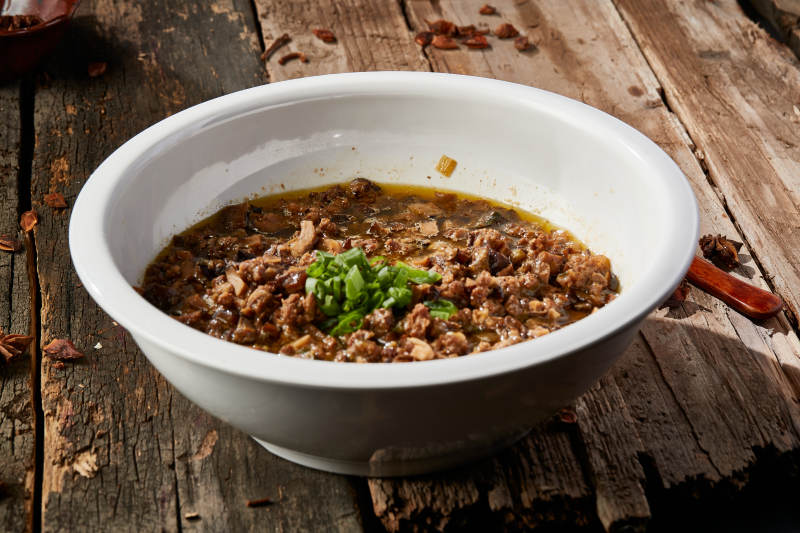 拌面肉臊子图片