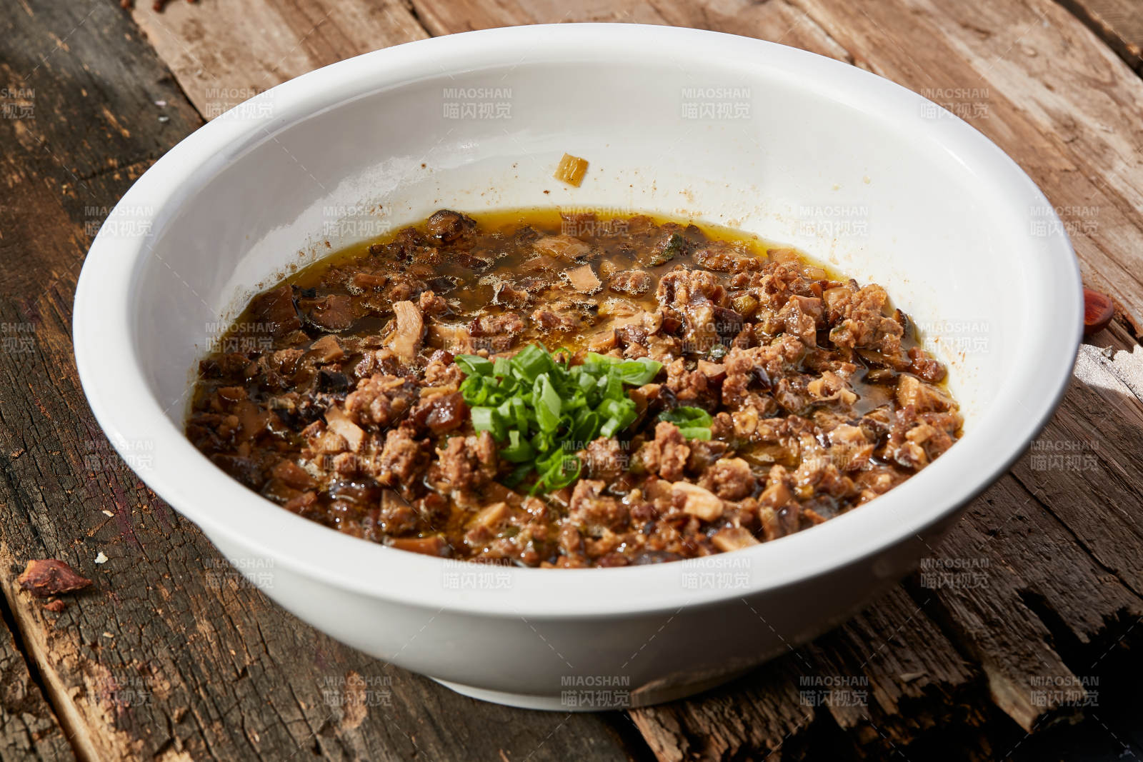 拌面肉臊子图片