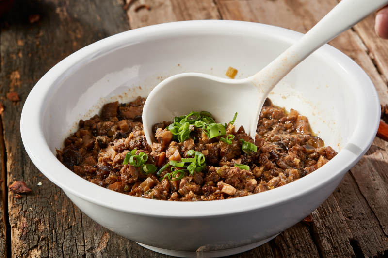 拌面肉臊子图片