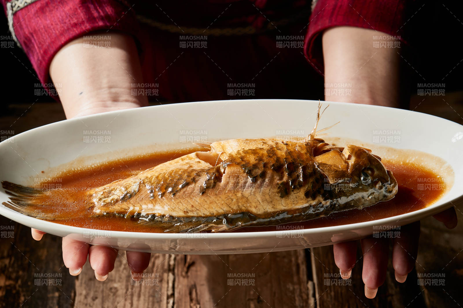 红烧野生湖鱼图片