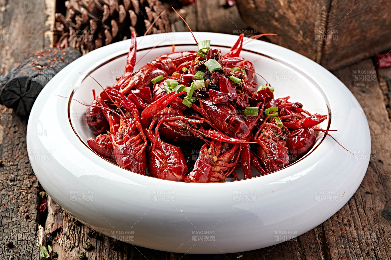 川味蒜香小龙虾图片