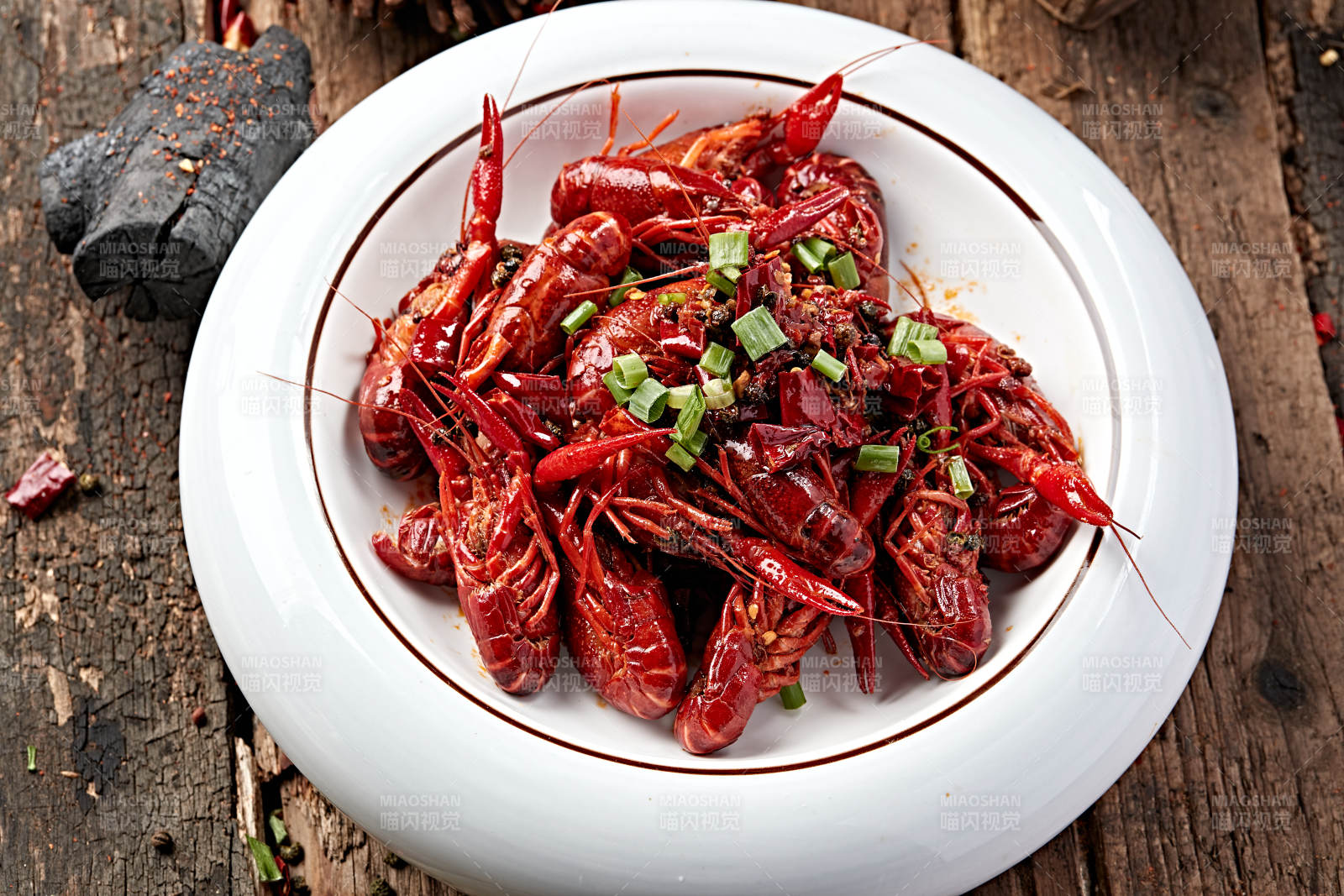 川味蒜香小龙虾图片