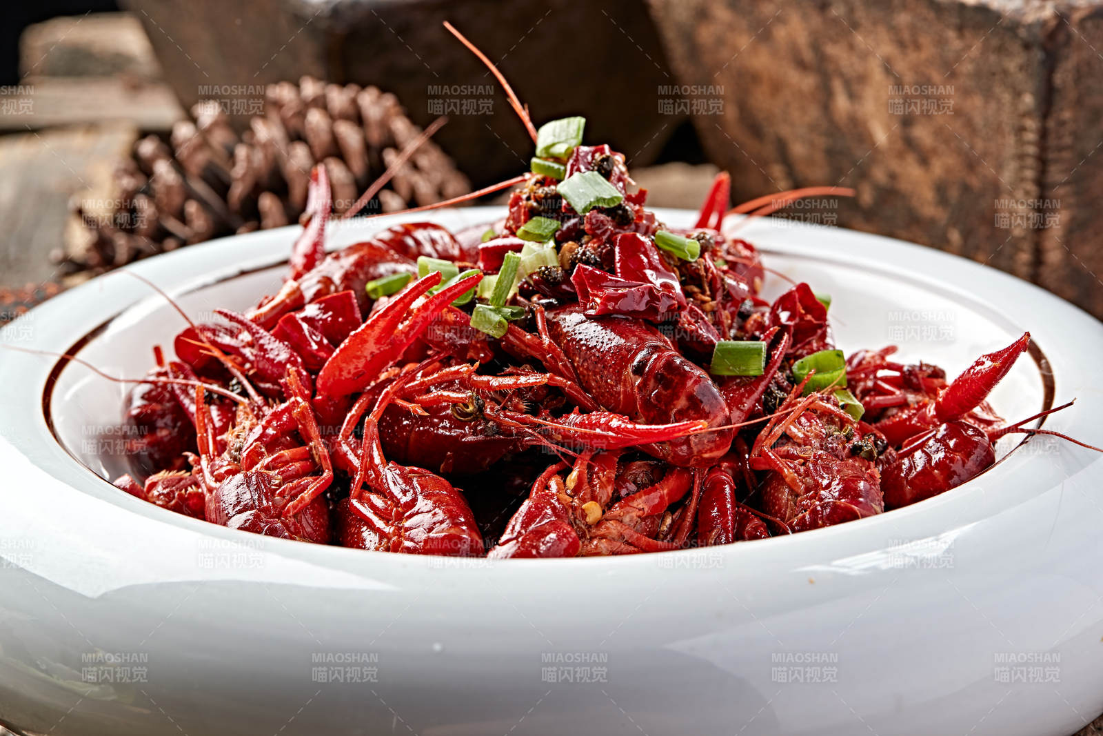 川味蒜香小龙虾图片