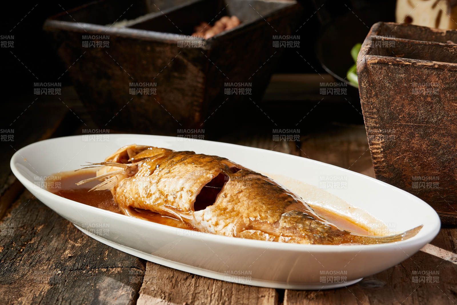 红烧野生湖鱼图片