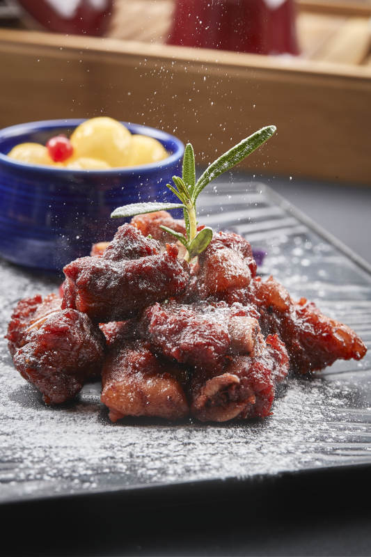 精美凉菜撒粉糖醋小排骨图片