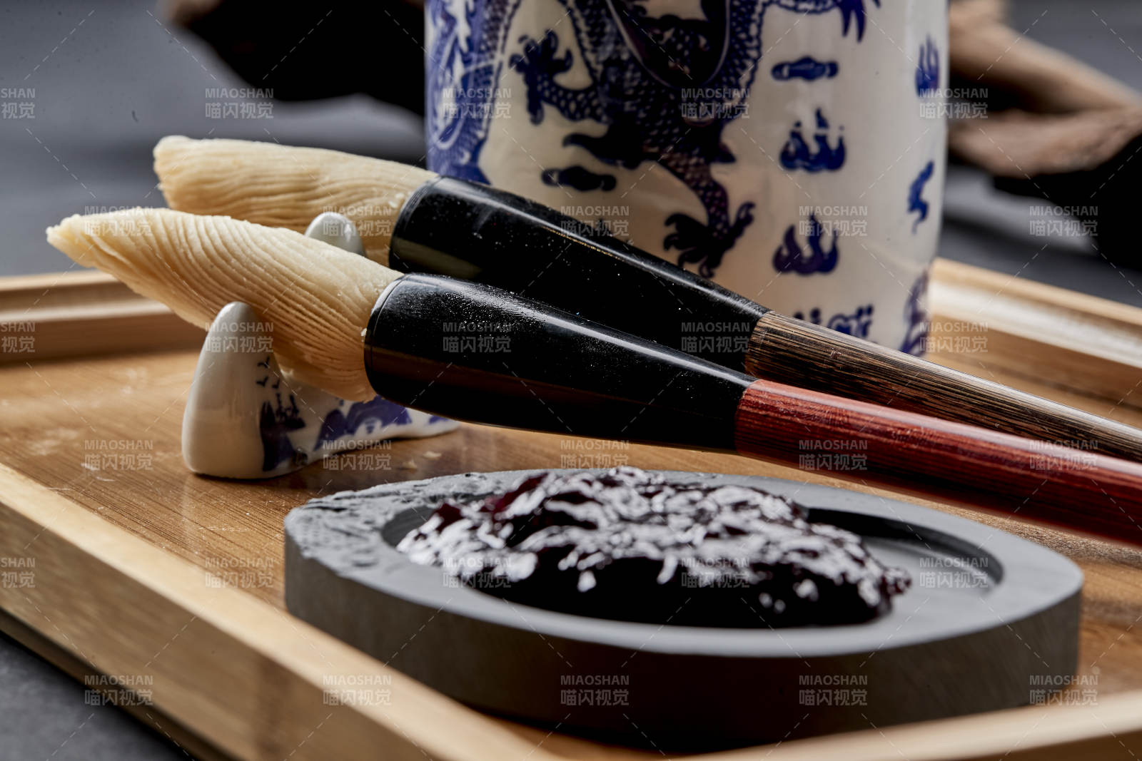 充满文化韵味的创意美食毛笔酥图片