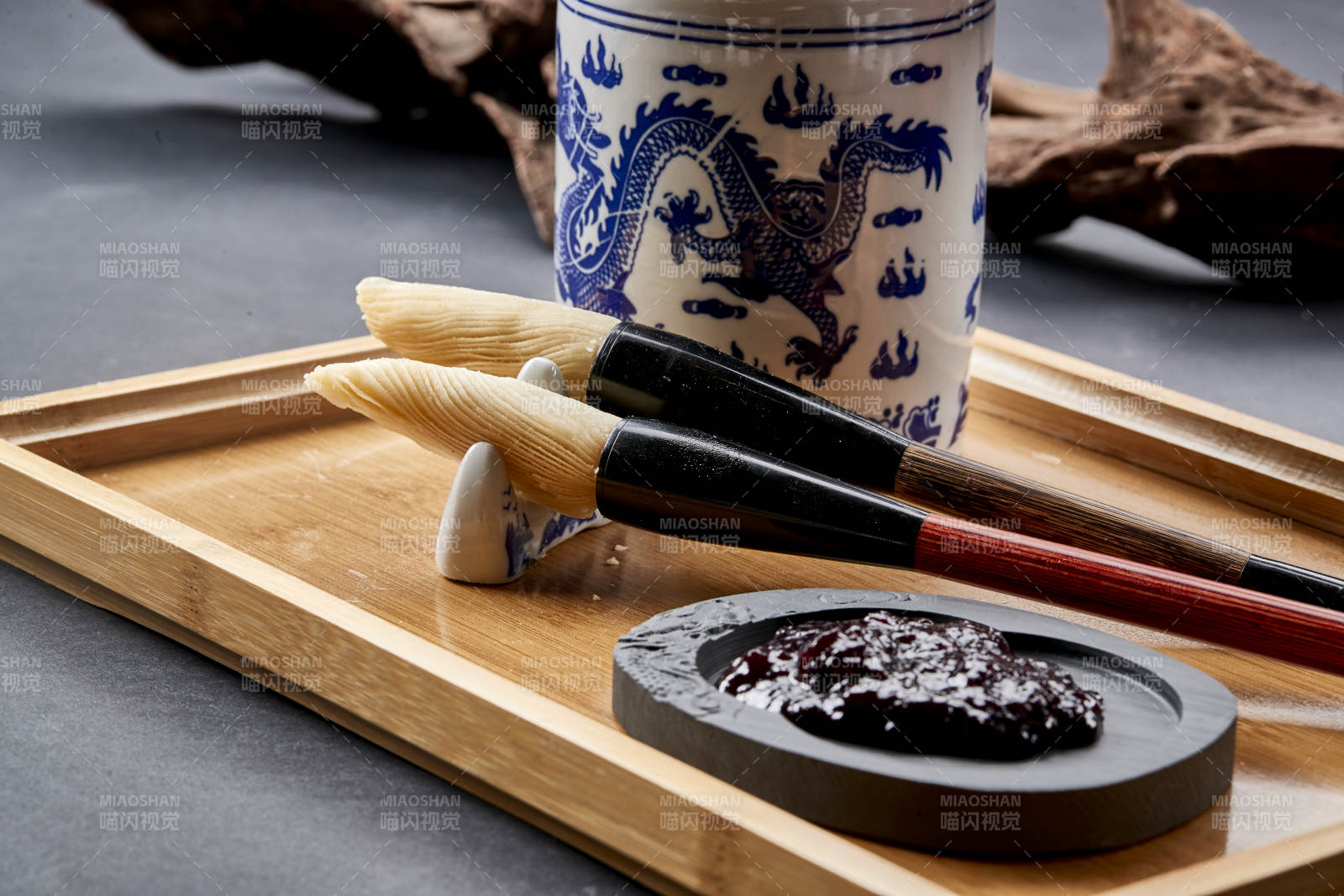 充满文化韵味的创意美食毛笔酥图片