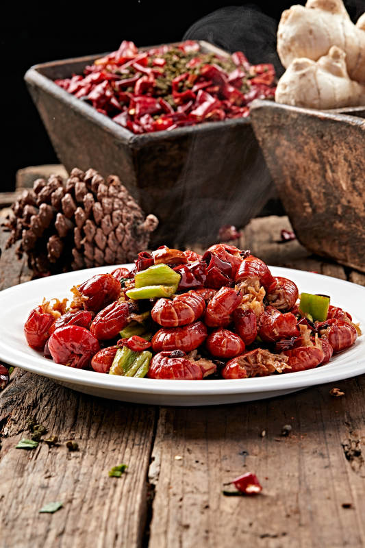 川香辣炒龙虾尾图片