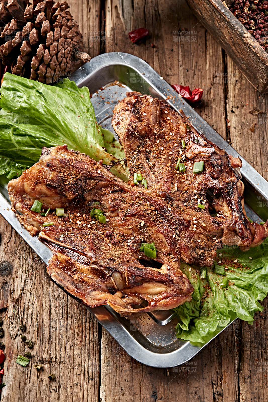 炭烤秘制鸡架图片