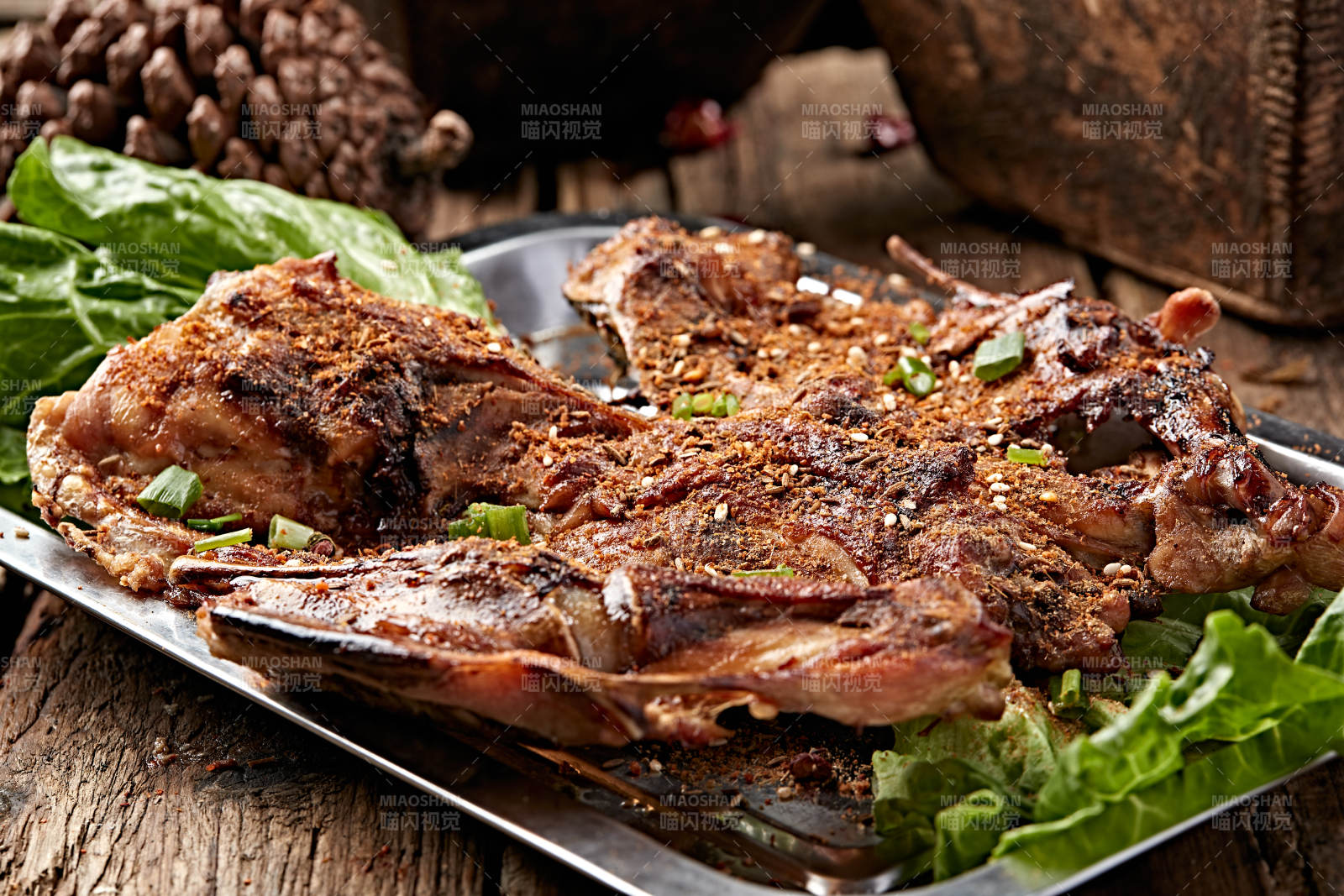 炭烤秘制鸡架图片