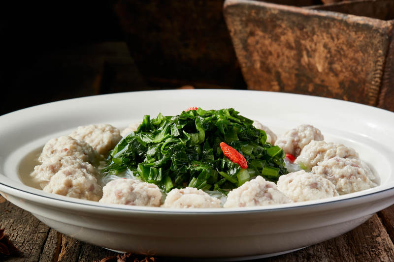 菠菜粉丝枸杞丸子汤图片