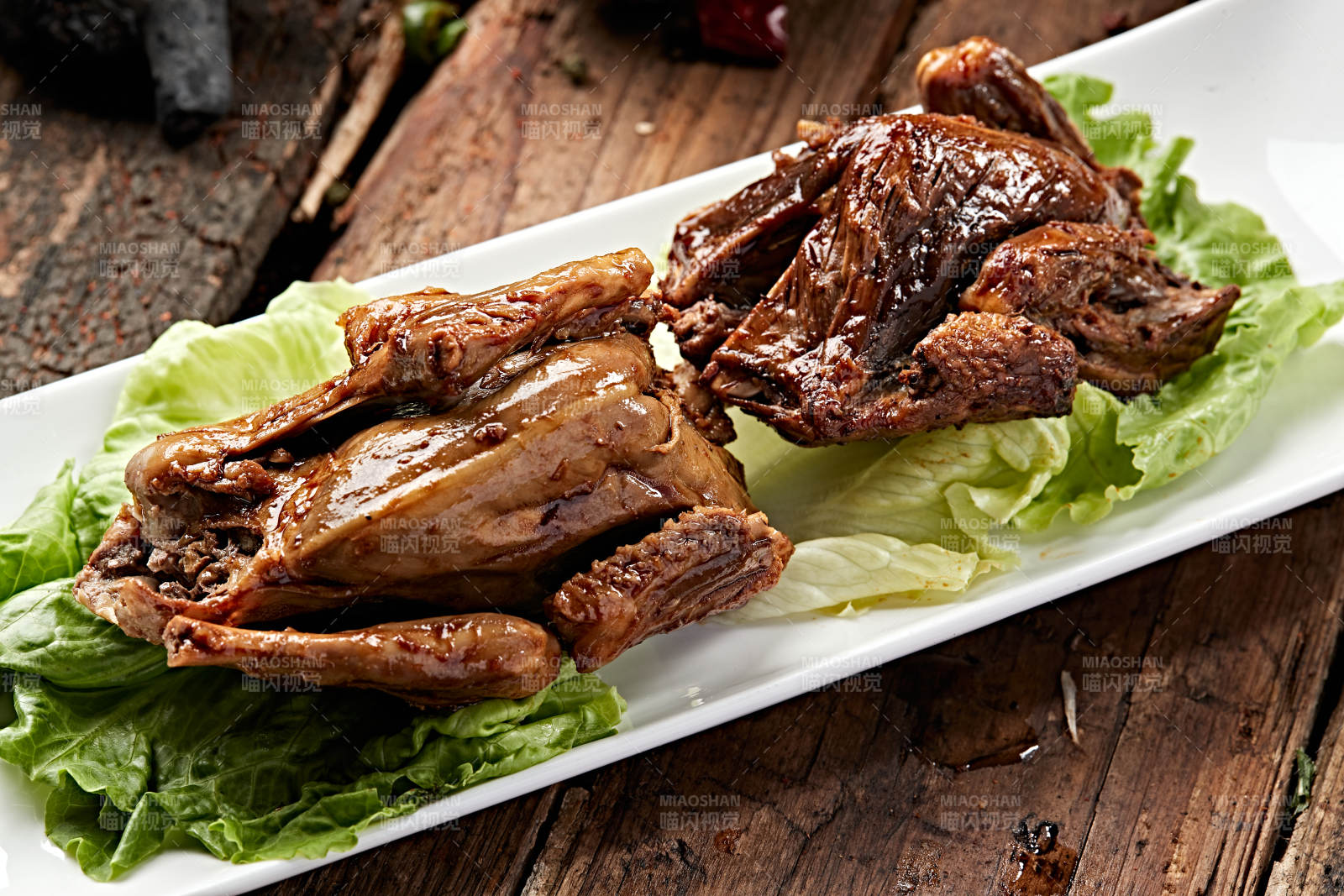 酱香卤味乳鸽图片