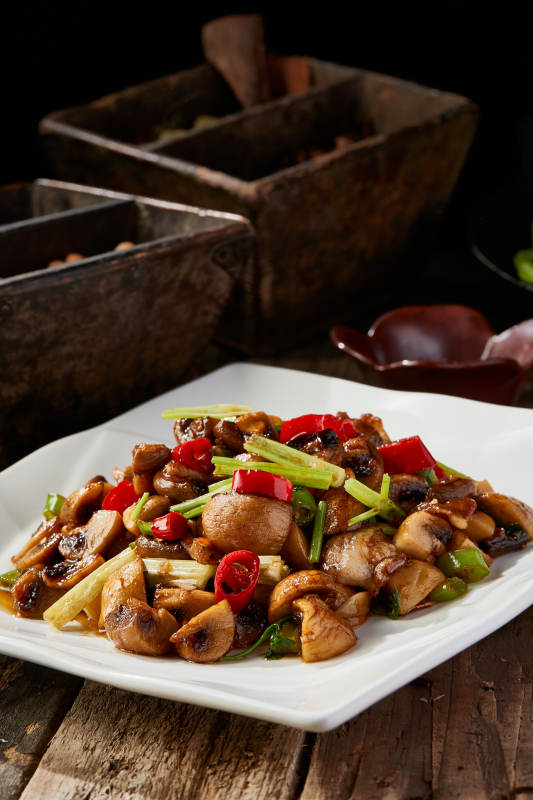 湘味小炒白口蘑图片