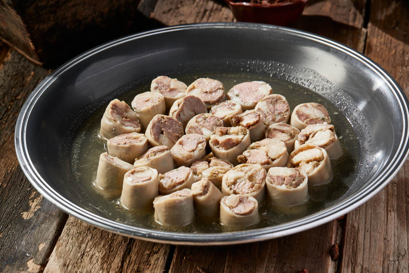 水煮传统蒙餐羊肉肠图片