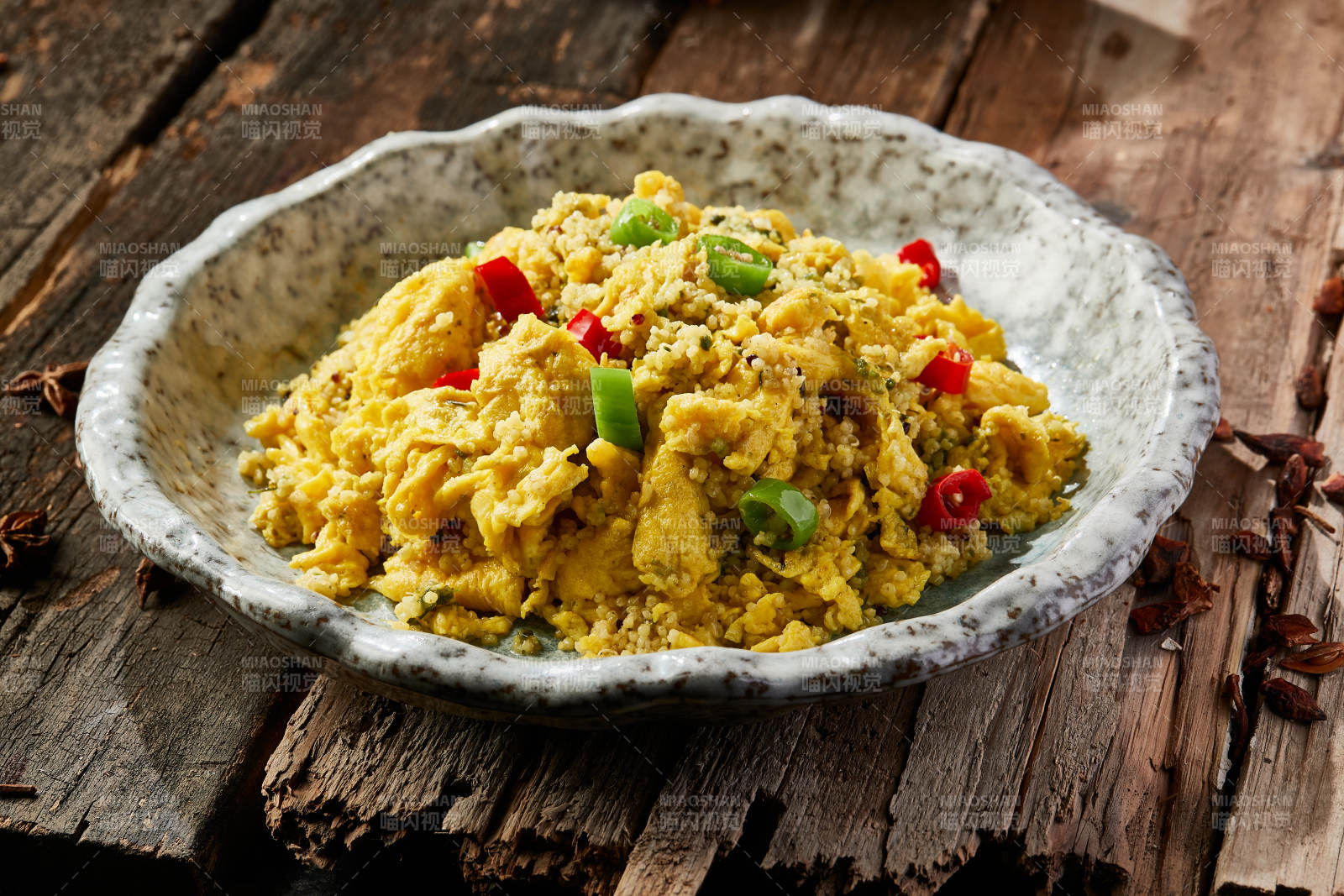 双脚小米炒鸡蛋图片