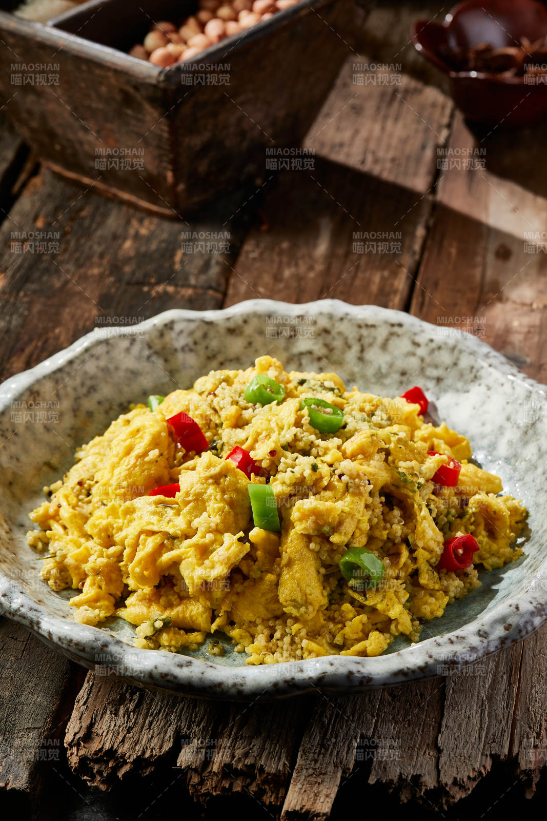 双脚小米炒鸡蛋图片