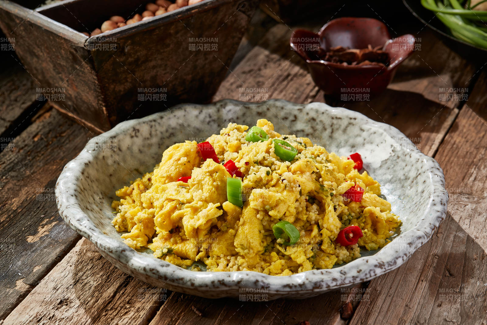 双脚小米炒鸡蛋图片