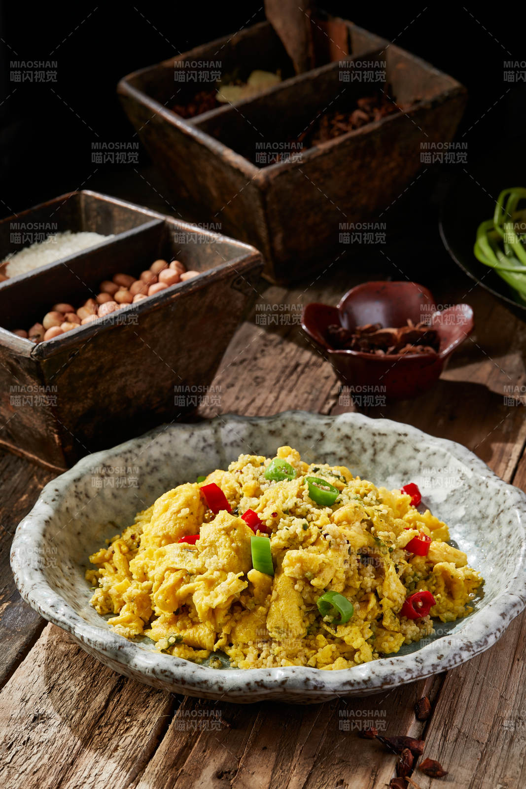 双脚小米炒鸡蛋图片