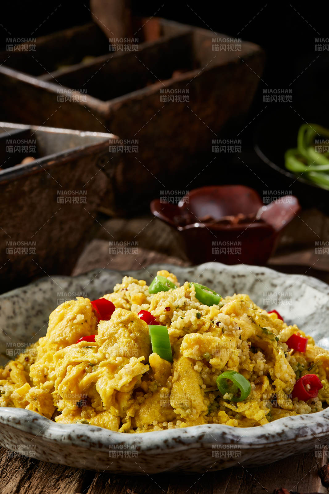 双脚小米炒鸡蛋图片