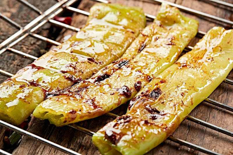 炭烤青辣椒图片