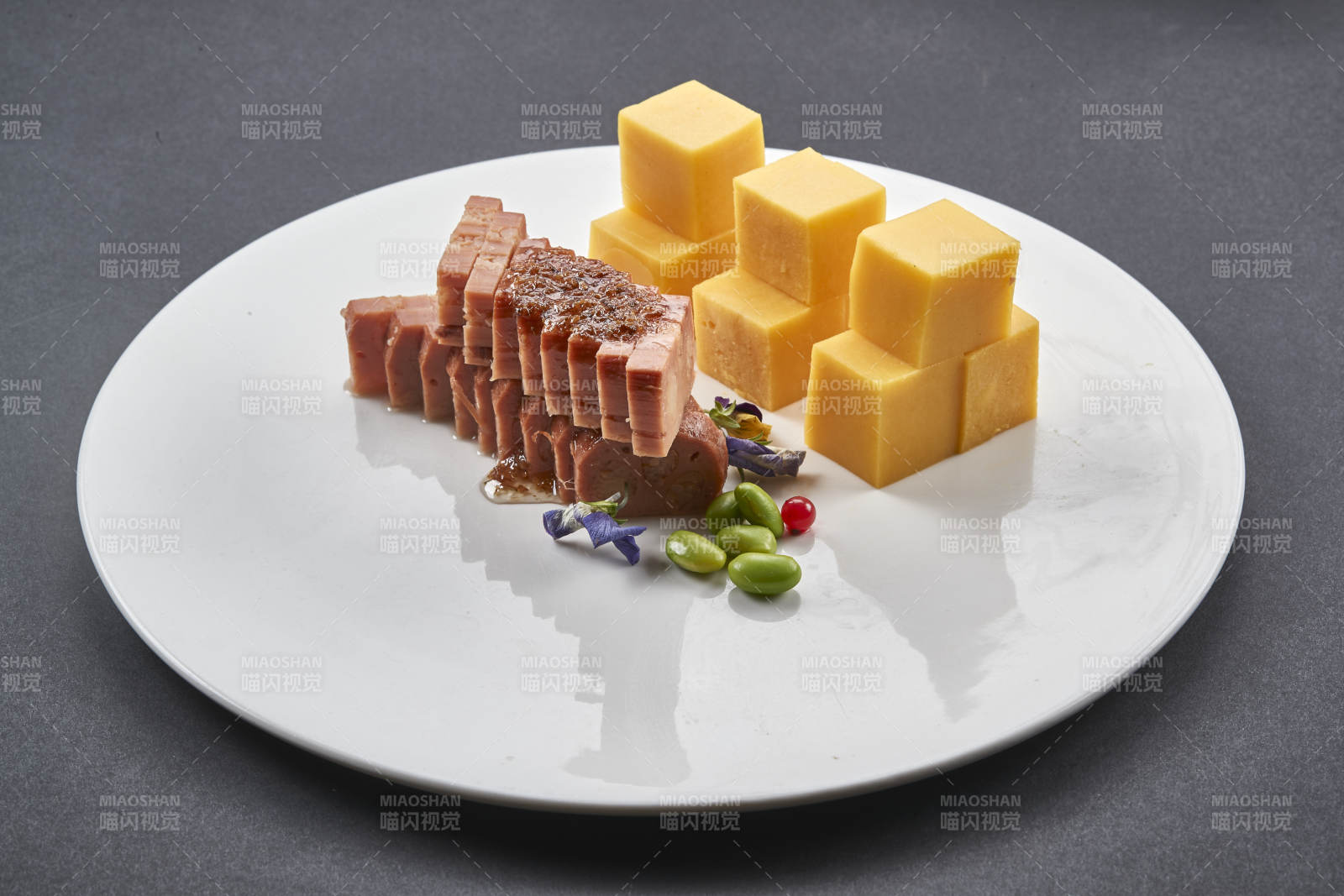 南瓜慕斯配桂花蜜酿莲藕图片