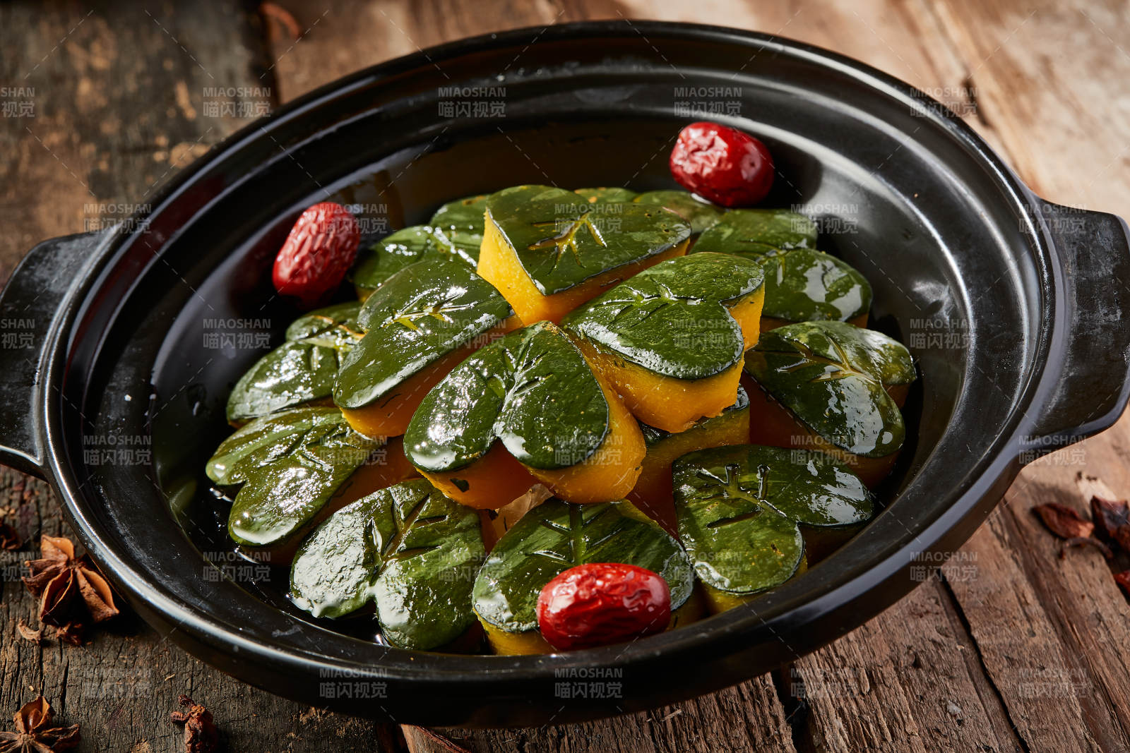 砂锅红枣蜂蜜焗南瓜图片