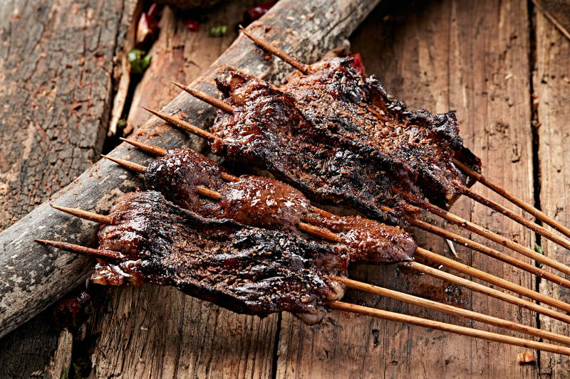 炭烤裹油羊肝片图片