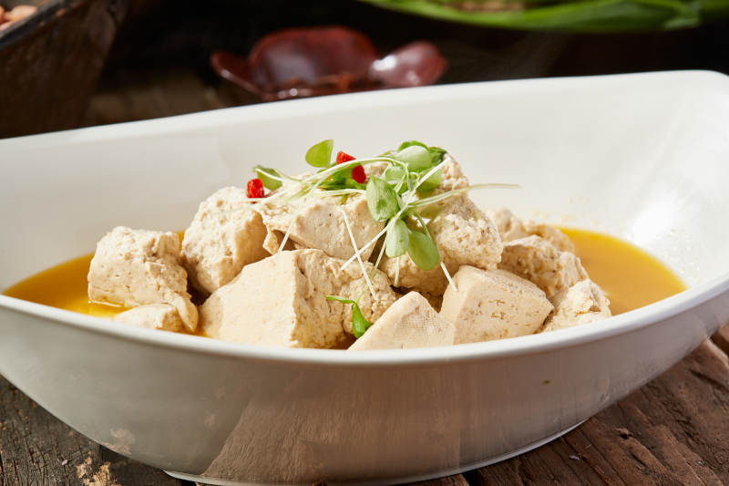 鲜鸡汤炖豆腐图片