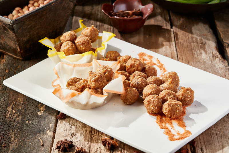 干炸香酥小丸子图片