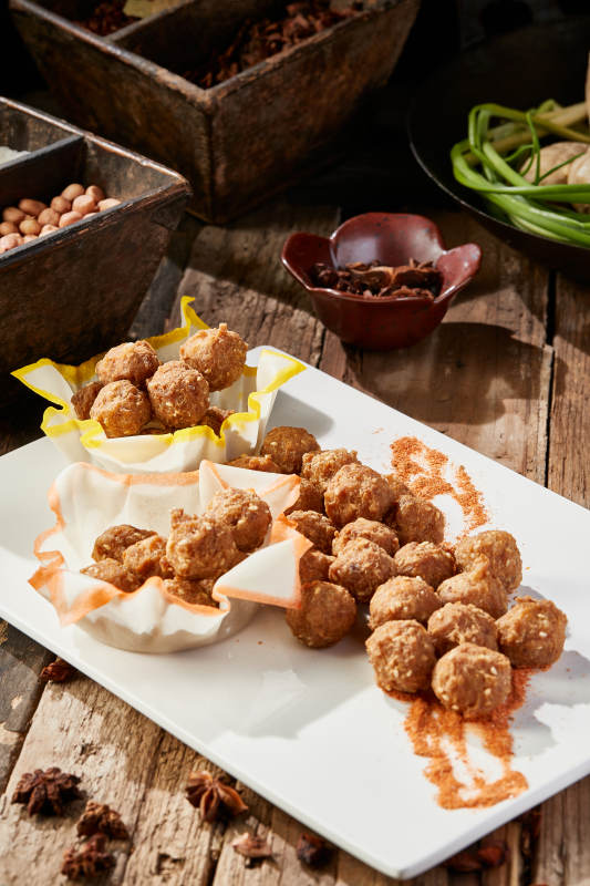 干炸香酥小丸子图片