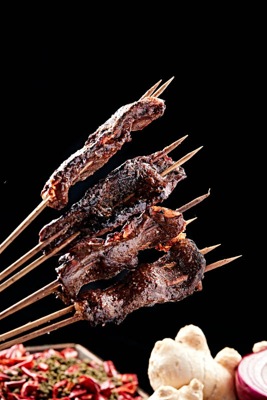 炭烤裹油羊肝片图片