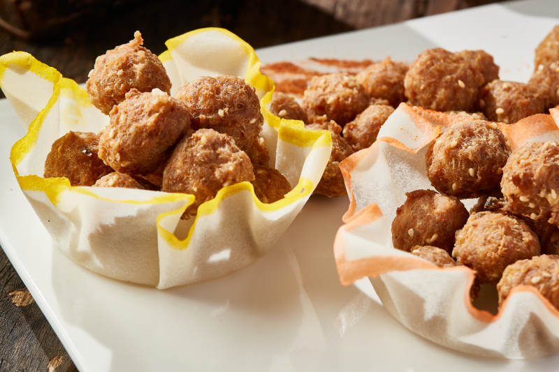 干炸香酥小丸子图片