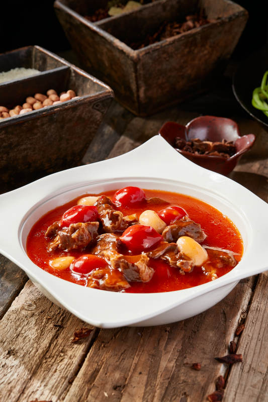 浓汤小番茄鸡佛炖牛腩图片