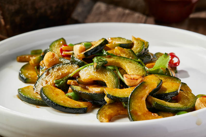 辣椒素炒蒜香迷你小南瓜片图片