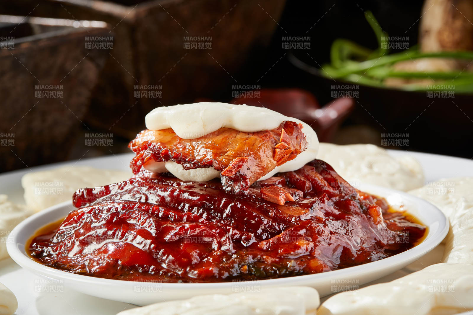 金牌扣肉配花馍图片