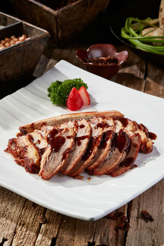 清炖浇汁牛肋条拆骨肉图片