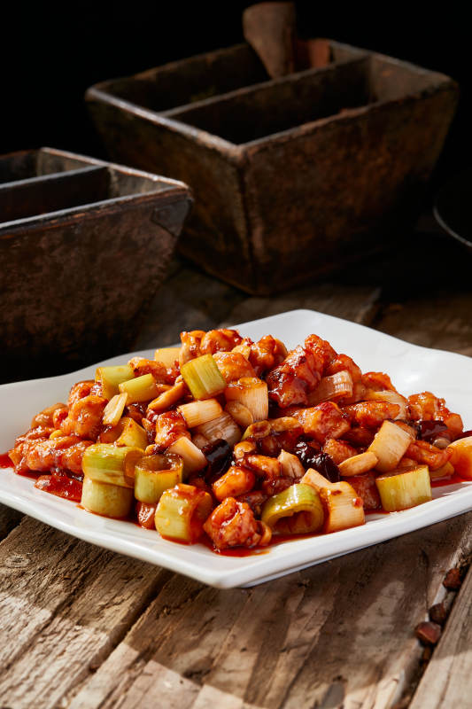 传统菜肴川香宫保鸡丁图片