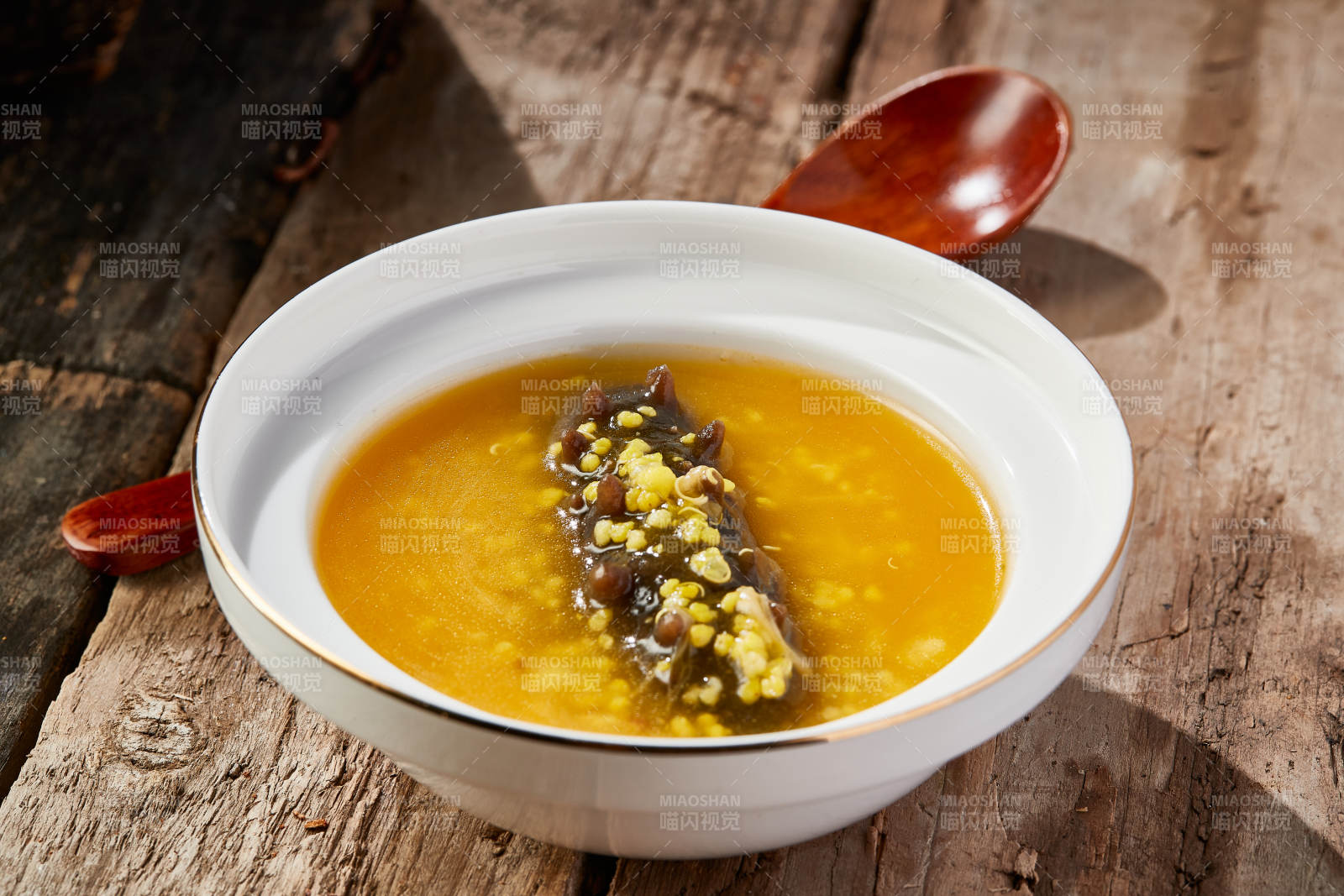 小米扣辽参图片