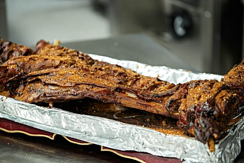 传统蒙餐烤全羊图片