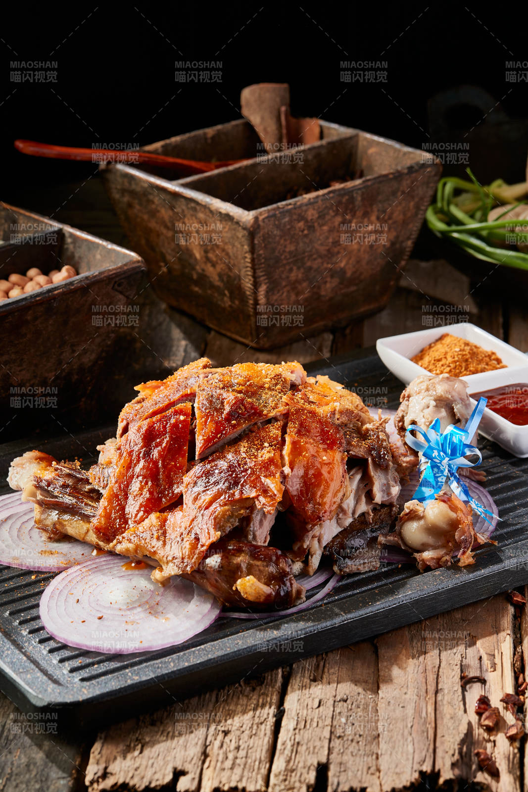 蒙古烤羊腿图片