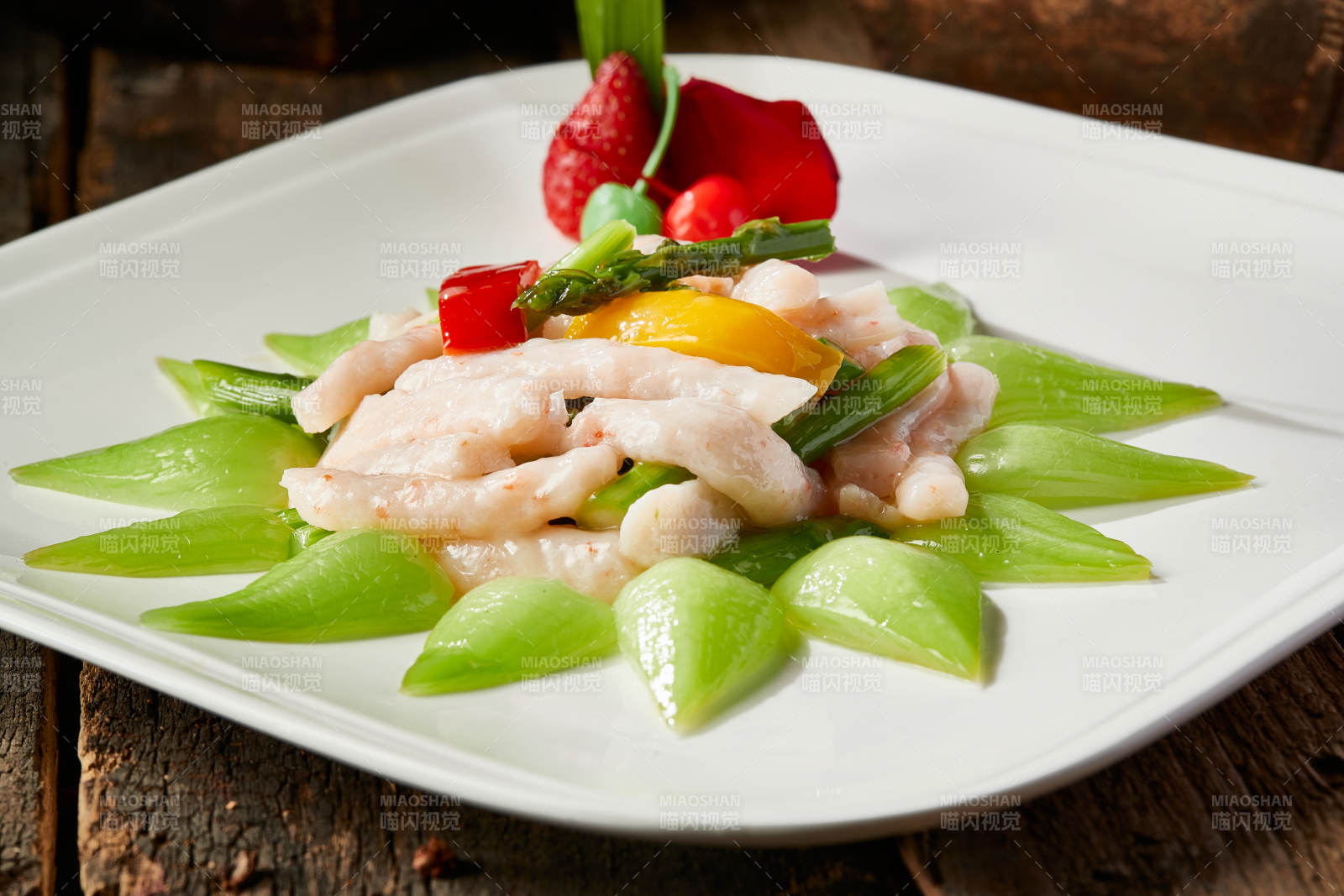 青莴笋小炒鲜虾柳图片